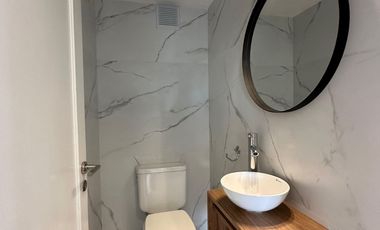 Departamento 4 ambientes a la calle con balcón terraza y cochera. Mar del Plata.