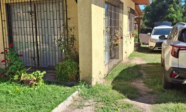 CASA CON GRAN SITIO EN ISLA DE MAIPO CENTRO