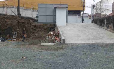 En Alquiler Terreno – Av. Francisco de Orellana