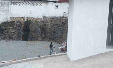 En Alquiler Terreno – Av. Francisco de Orellana