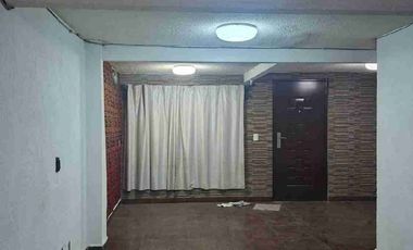 Excelente propiedad de 3 pisos