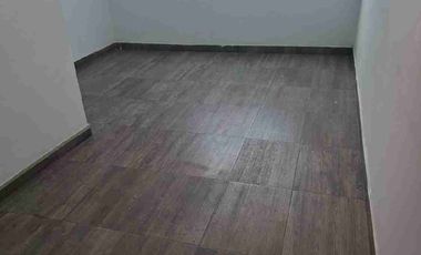 Excelente propiedad de 3 pisos