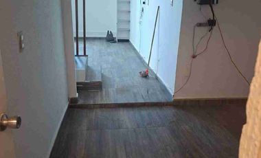 Excelente propiedad de 3 pisos