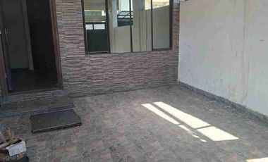 Excelente propiedad de 3 pisos