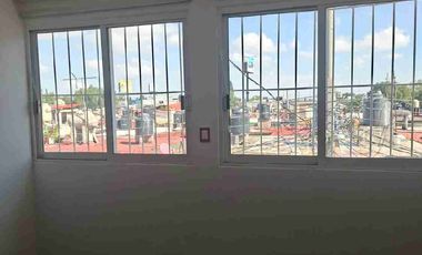 Excelente propiedad de 3 pisos