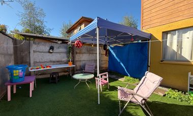 ¡REBAJADA! Hermosa y Cómoda Casa en Buin, en Condominio.