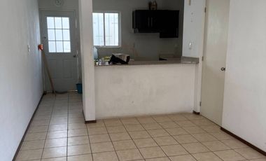 VENTA DE CASA EN CAÑADAS DEL BOSQUE