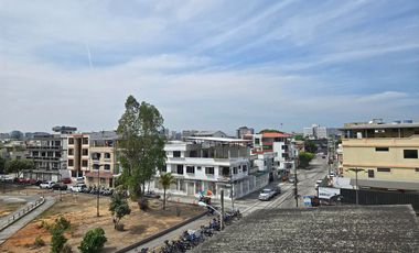 Alquiler de Departamento de 2 Dormitorios en 3er Piso - Garzota, Norte de Guayaquil