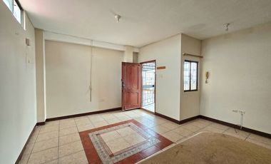 Alquiler de Departamento de 2 Dormitorios en 3er Piso - Garzota, Norte de Guayaquil