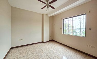 Alquiler de Departamento de 2 Dormitorios en 3er Piso - Garzota, Norte de Guayaquil