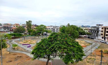 Alquiler de Departamento de 2 Dormitorios en 3er Piso - Garzota, Norte de Guayaquil