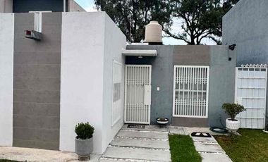 Casa en venta en Fraccionamiento Paseos de Chavarría, La Providencia Siglo XXI