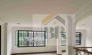 Kennedy, Alquiler de Casa con uso de suelo comercial, 600 M2, parqueo y garaje