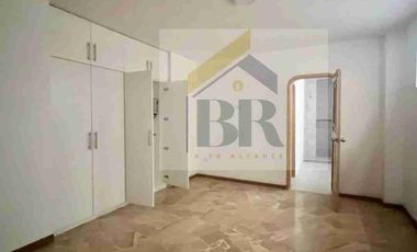 Kennedy, Alquiler de Casa con uso de suelo comercial, 600 M2, parqueo y garaje