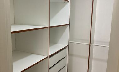 Arriendo departamento 50m2 un dormitorio,cocina indp.Estacionamiento y Bodega. en Ñuñoa