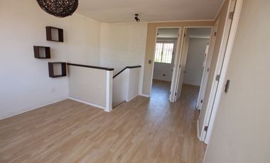 Se Vende Estupenda Casa en Plaza Mayor - Qulicura