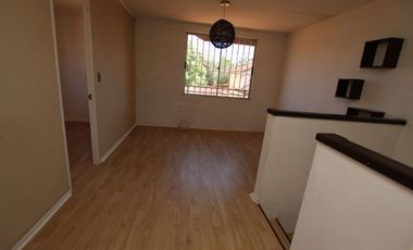 Se Vende Estupenda Casa en Plaza Mayor - Qulicura