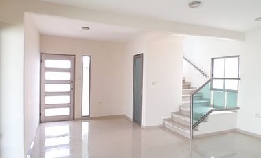 🏡  Casa en Remate moderna en Real Mandinga — amplios espacios y excelente ubicación