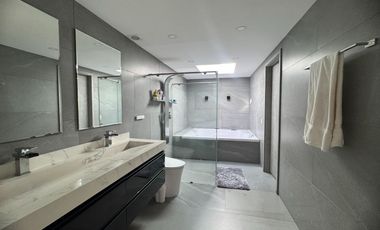 VENDO CASA REMODELADA DE 4 ALCOBAS