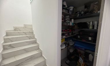 VENDO CASA REMODELADA DE 4 ALCOBAS