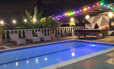 ✨ HOTEL CAMPESTRE EN RENTA Y VENTA – COMBIA, PEREIRA 🌴  Vive o invierte en este espectacular hotel campestre, ideal para proyectos turísticos, evento