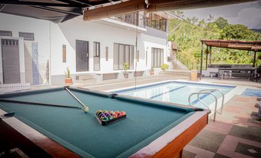 ✨ HOTEL CAMPESTRE EN RENTA Y VENTA – COMBIA, PEREIRA 🌴  Vive o invierte en este espectacular hotel campestre, ideal para proyectos turísticos, evento