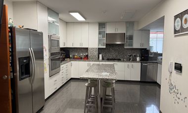 Vendo Flat en Cerros de Camacho
