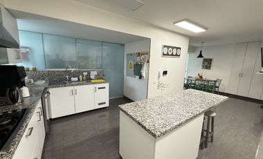 Vendo Flat en Cerros de Camacho