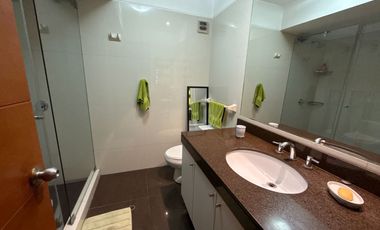 Vendo Flat en Cerros de Camacho