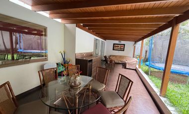 Vendo Flat en Cerros de Camacho