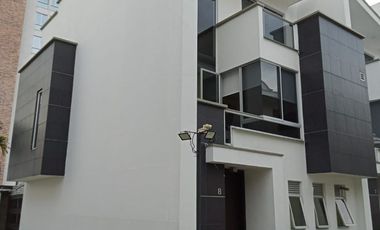 🏡 Hermosa y Amplia Casa Esquinera en Pinares - Pereira