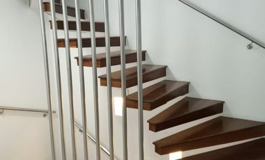 🏡 Hermosa y Amplia Casa Esquinera en Pinares - Pereira