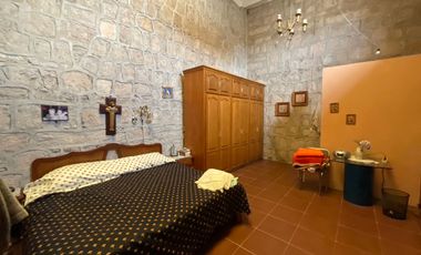 Se vende casa en el corazón del centro histórico media cuadra de plaza de armas