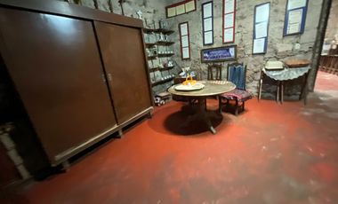 Se vende casa en el corazón del centro histórico media cuadra de plaza de armas