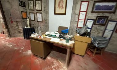 Se vende casa en el corazón del centro histórico media cuadra de plaza de armas