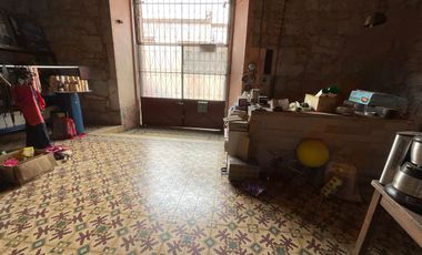 Se vende casa en el corazón del centro histórico media cuadra de plaza de armas