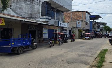 ¿Piensas mudarte o hacer negocios en Tarapoto? Se vende terreno estratégico de 588.5 m² en una calle comercial importante.