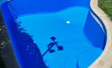 EN VENTA, Casa de 5 dormitorios, 3 baños mas servicios, La reina