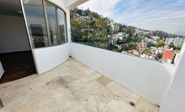 Se Renta amplio Pent-house con vista panorámica al cetro histórico de la de ciudad de Morelia; excelente ubicación a una cuadra de av. Camelinas