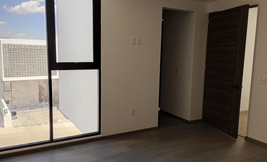 CASA EN VENTA EN LOMALTA TRES MARIAS MORELIA