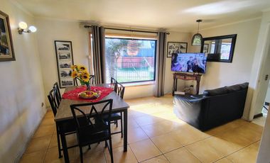 Arriendo Casa 2 Piso Sector Villa Del Rey $ 800.000.-