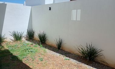 CASA EN VENTA EN LOMALTA TRES MARIAS MORELIA