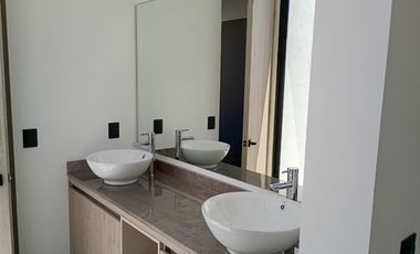 CASA EN VENTA EN LOMALTA TRES MARIAS MORELIA