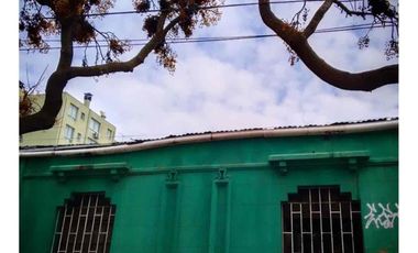 VENTA CASA 100/80PARA REMODELACIÓN TOTAL