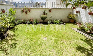 Venta Casa de Lujo en Caminos del Balcón – Ponceano Norte, Quito