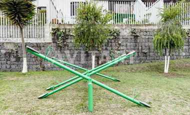 Venta Casa de Lujo en Caminos del Balcón – Ponceano Norte, Quito