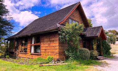 SE VENDE CASA EN PARCELACION PARQUE LOS VOLCANES LLANQUIHUE