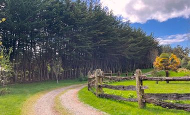 SE VENDE CASA EN PARCELACION PARQUE LOS VOLCANES LLANQUIHUE