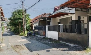 Jual Rumah Pugeran Maguwoharjo, Siap Huni Dekat UPN Jogja