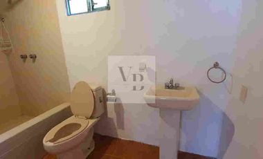 Venta de casa en una privada en Valle de Bravo